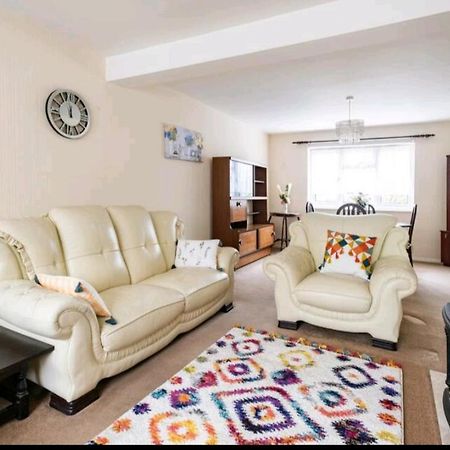 London Stratford Holiday Home Екстериор снимка