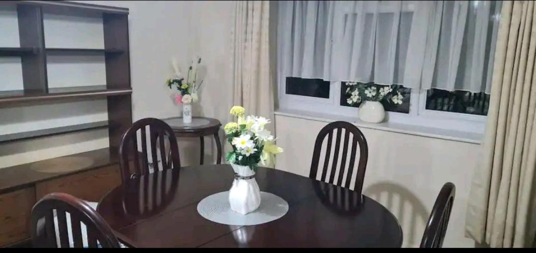 London Stratford Holiday Home Екстериор снимка