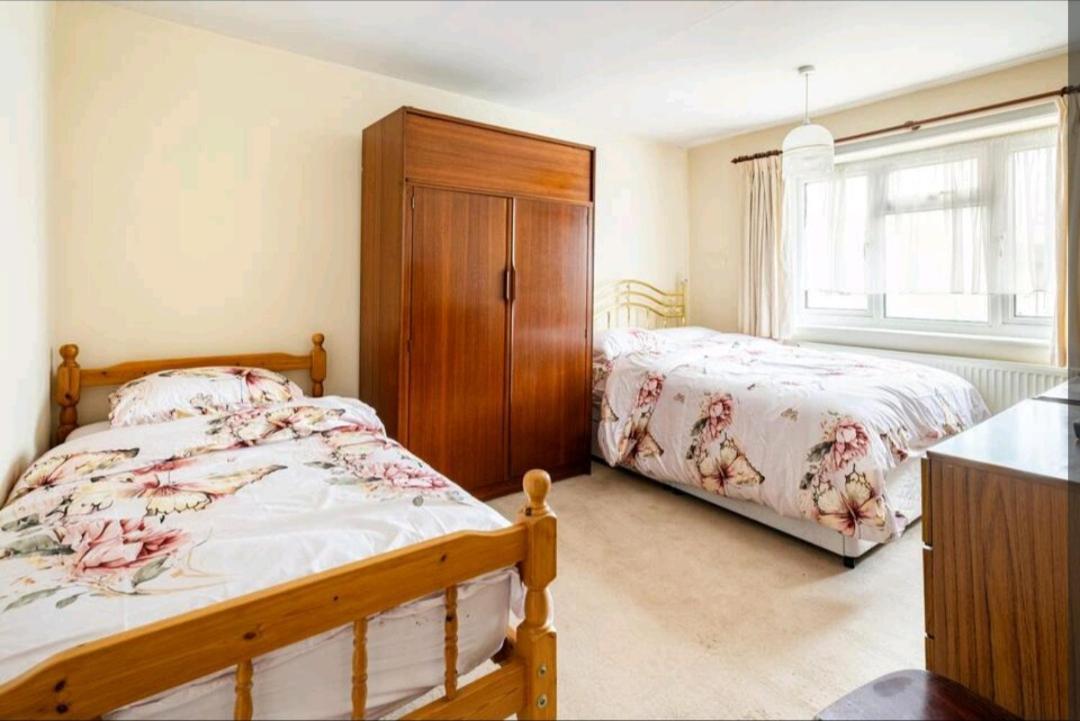 London Stratford Holiday Home Екстериор снимка